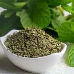 نعنا خشک شده با عطر پایدار و انتخابی مناسب برای دمنوش